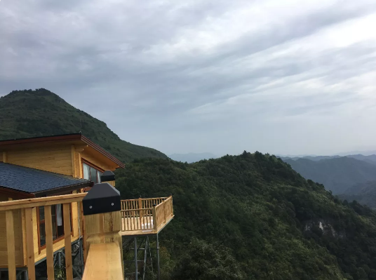 景區住宿-懸崖木屋
